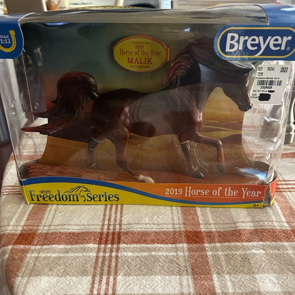 Breyer Freedom Series Malik Model - Brown and White - Picture 1 of 2